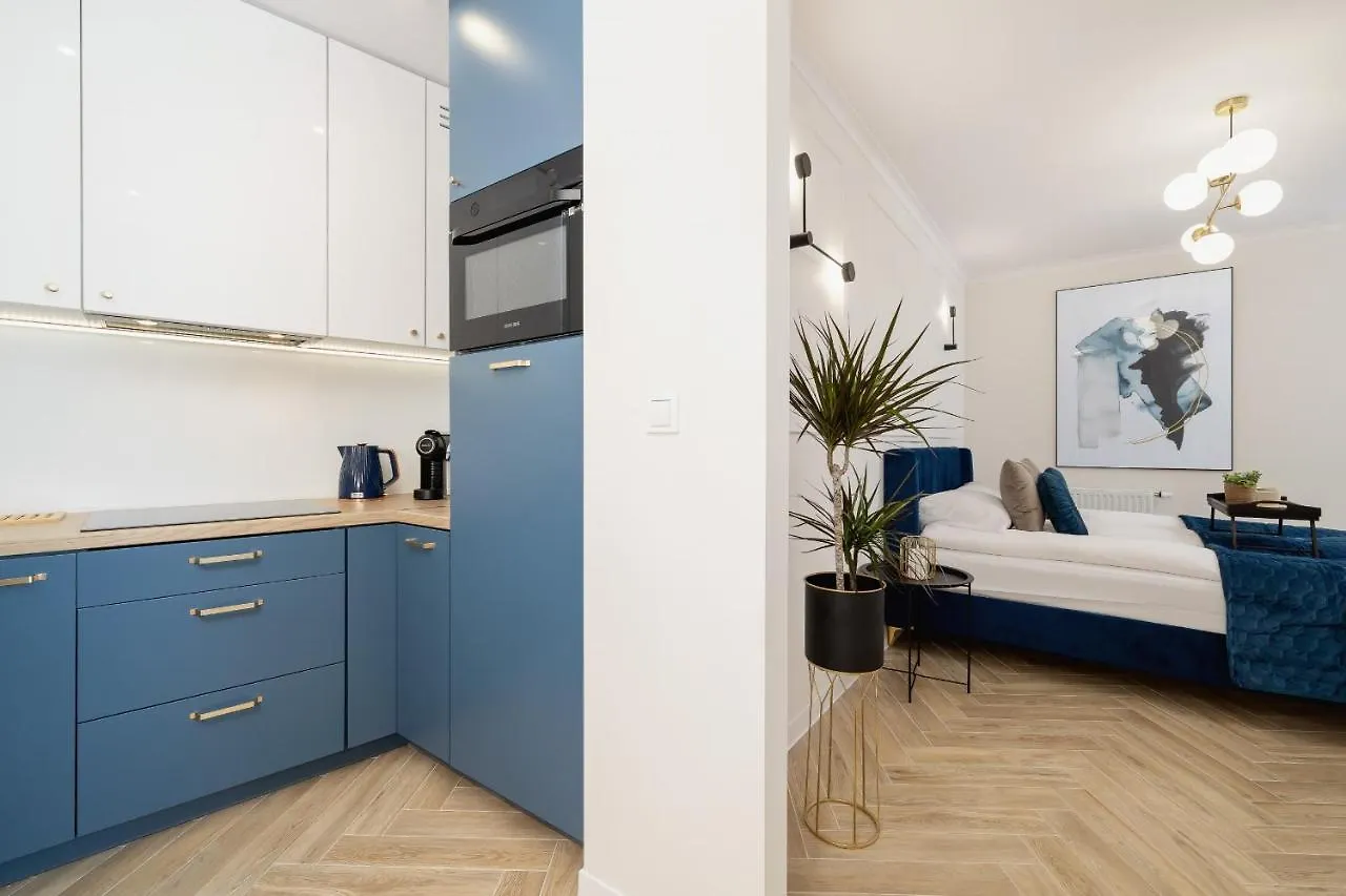 Elegant Studio Szpakowa 10 With 2 Parking Spaces & Terrace By Noclegi Renters Krakow Poland