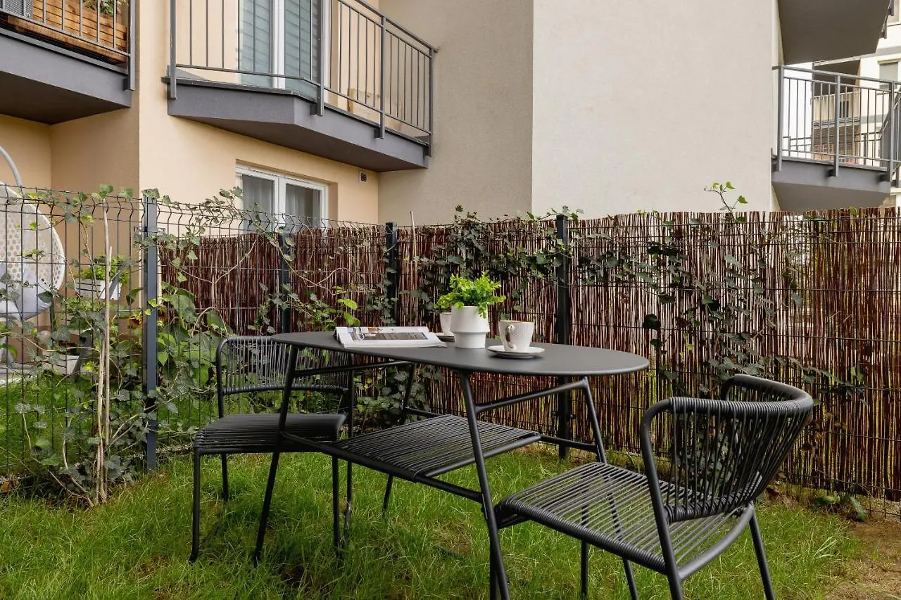 Elegant Studio Szpakowa 10 With 2 Parking Spaces & Terrace By Noclegi Renters Krakow