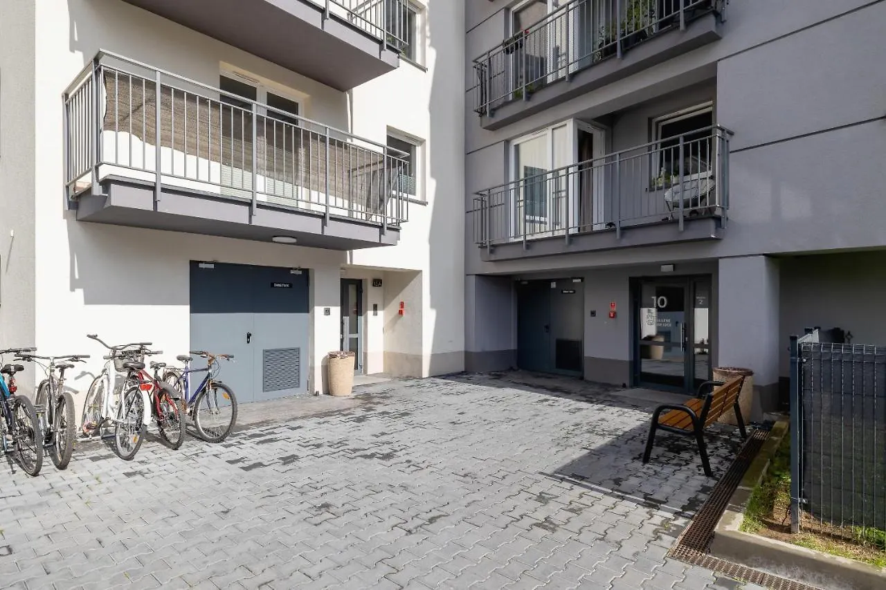 Elegant Studio Szpakowa 10 With 2 Parking Spaces & Terrace By Noclegi Renters Krakow 0*,